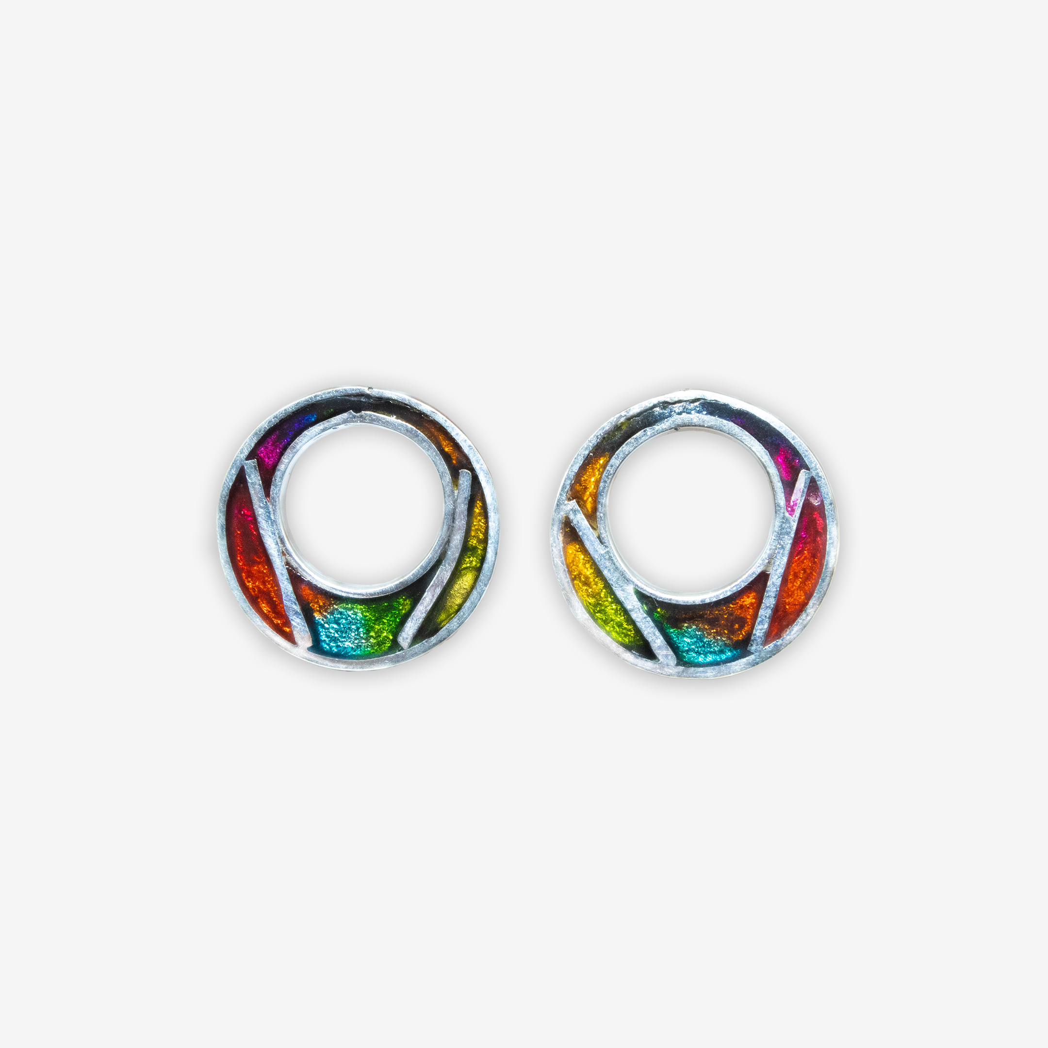 aretes argolla con filamentos